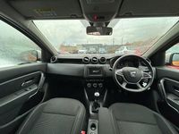 Used Dacia Duster Comfort 115 HP (84 kW) 2018 Orange SUV
