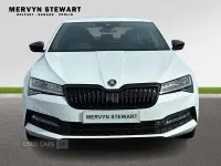 Usado Skoda Superb SportlinePlus 150 HP (110 kW) 2024 Branco Citadino