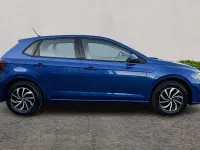 Used VW Polo Life 80 HP (58 kW) 2022 Blue Hatchback