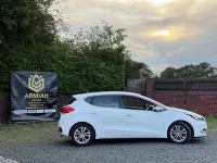 Used Kia Ceed 133 HP (97 kW) 2015 White Hatchback
