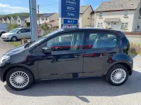 Begagnad VW up! move up! 60 HK (44 kW) 2017 Svart Halvkombi