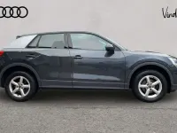 Gebraucht Audi Q2 108 PS (79 kW) 2023 Grau SUV