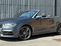 Usado Audi A3 Cabriolet Comfort 220 CV (161 kW) 2014 Gris Descapotable