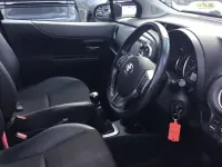 Used Toyota Yaris SR 101 HP (74 kW) 2013 Blue Hatchback