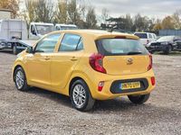 Used Kia Picanto 66 HP (48 kW) 2020 Yellow Hatchback