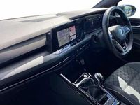 Second-hand VW Golf VIII 130 CP (95 kW) 2023