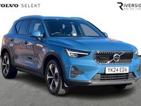 Begagnad Volvo XC40 Core 2024 Blå SUV