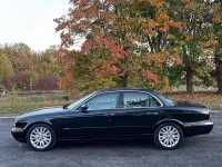 Used Jaguar XJ SE 2004 Black Sedan