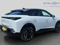 Used Peugeot e-3008 GT 152 kW (207 HP) 2025 White SUV