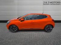 Used Renault Clio Version S 90 HP (66 kW) 2021 Orange Hatchback
