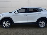 Used Hyundai Tucson SE 132 HP (97 kW) 2019 White SUV