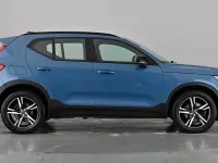Używany Volvo XC40 Plus 2023 Niebieski SUV