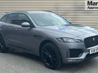 Usado Jaguar F-Pace Chequered Flag 180 HP (132 kW) 2019 Cinzento SUV
