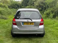 Begagnad Honda Jazz SE 83 HK (61 kW) 2005 Silver Halvkombi