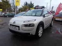 Used Citroën C4 Cactus 109 HP (80 kW) 2017 White Hatchback