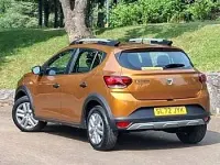 Used Dacia Sandero Essentiel 91 HP (66 kW) 2022 Orange Hatchback