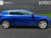 Used Seat Leon SE Dynamic 128 HP (94 kW) 2020 Blue Hatchback