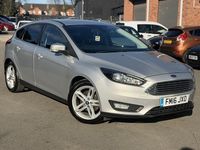 Begagnad Ford Focus Zetec 125 HK (91 kW) 2016 Silver Halvkombi