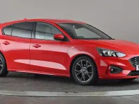 Usado Ford Focus ST-Line 125 HP (91 kW) 2019 Vermelho Citadino