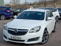 Used Vauxhall Insignia SRi 2015 White Estate