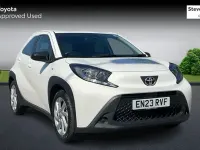 Used Toyota Aygo X PURE 72 HP (52 kW) 2023 White SUV