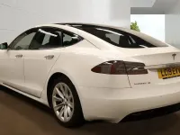Used Tesla Model S 350 kW (476 HP) 2019 White Hatchback