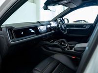 Used Porsche Cayenne S E-Hybrid 512 HP (376 kW) 2024 White SUV