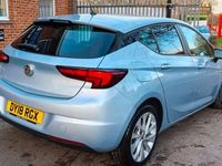 Used Vauxhall Astra Design Edition 101 HP (74 kW) 2018 Silver Hatchback