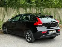 Used Volvo V40 Momentum 122 HP (89 kW) 2018 Black Hatchback