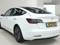 Used Tesla Model 3 Standard Range Plus 366 kW (498 HP) 2021 White Sedan