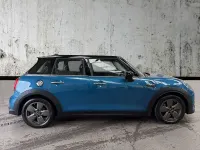 Second-hand Mini Cooper S Classic 176 CP (129 kW) 2022 Albastru Hatchback