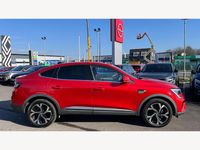 Begagnad Renault Arkana Techno 2023 Röd SUV