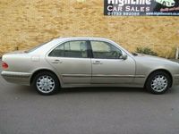 used Mercedes E200 E ClassClassic 4dr Auto 2.8