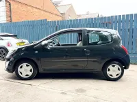 Used Renault Twingo 2010 Black Hatchback