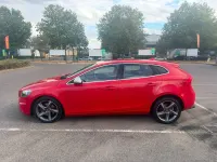 Used Volvo V40 R-Design 122 HP (89 kW) 2016 Red Hatchback