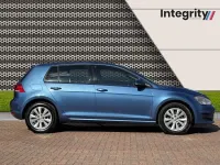 Used VW Golf VII SE 122 HP (89 kW) 2013 Blue Hatchback