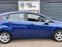 Used Ford Fiesta Zetec 100 HP (73 kW) 2016 Blue Hatchback