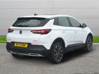 Used Vauxhall Grandland X Elite 128 HP (94 kW) 2022 White SUV