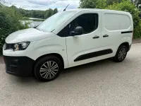 Used Peugeot Partner 2019 White MPV
