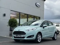 Used Ford Fiesta Zetec 82 HP (60 kW) 2016 Green Hatchback