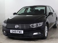 Usado VW Passat S 150 CV (110 kW) 2019 Negro Berlina