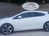 Used Vauxhall Astra GTC SRi 2012 White Hatchback