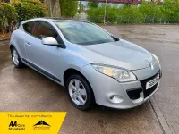 Used Renault Mégane Coupé Dynamique 2011 Silver Coupe