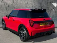 Używany Mini Cooper Hatch 113 kW (154 KM) 2025 Czerwony Hatchback