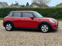 Used Mini One D Hatch 95 HP (69 kW) 2016 Red Hatchback