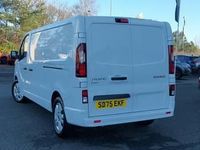New Renault Trafic 2025 Solid  glacier white MPV
