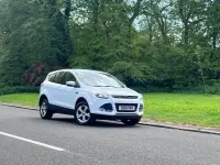 Usado Ford Kuga Zetec 150 CV (110 kW) 2016 Blanco SUV