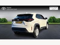 Used Toyota Yaris Hybrid 116 HP (85 kW) 2023 White Hatchback