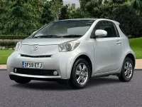 Used Toyota iQ 68 HP (50 kW) 2010 Silver Hatchback