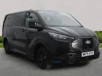 Usado Ford E-Transit Sport 160 kW (218 HP) 2025 Preto Van